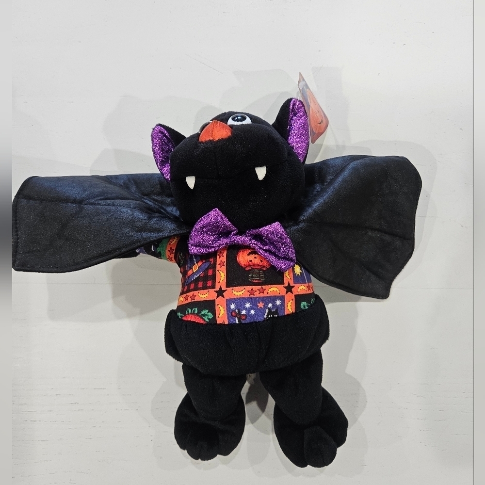 Chosun International Vintage Halloween Stuffed Black Bat. Retro Summerween - Picture 6 of 8